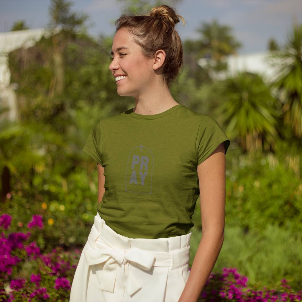 PRAY UNISEX T-SHIRT