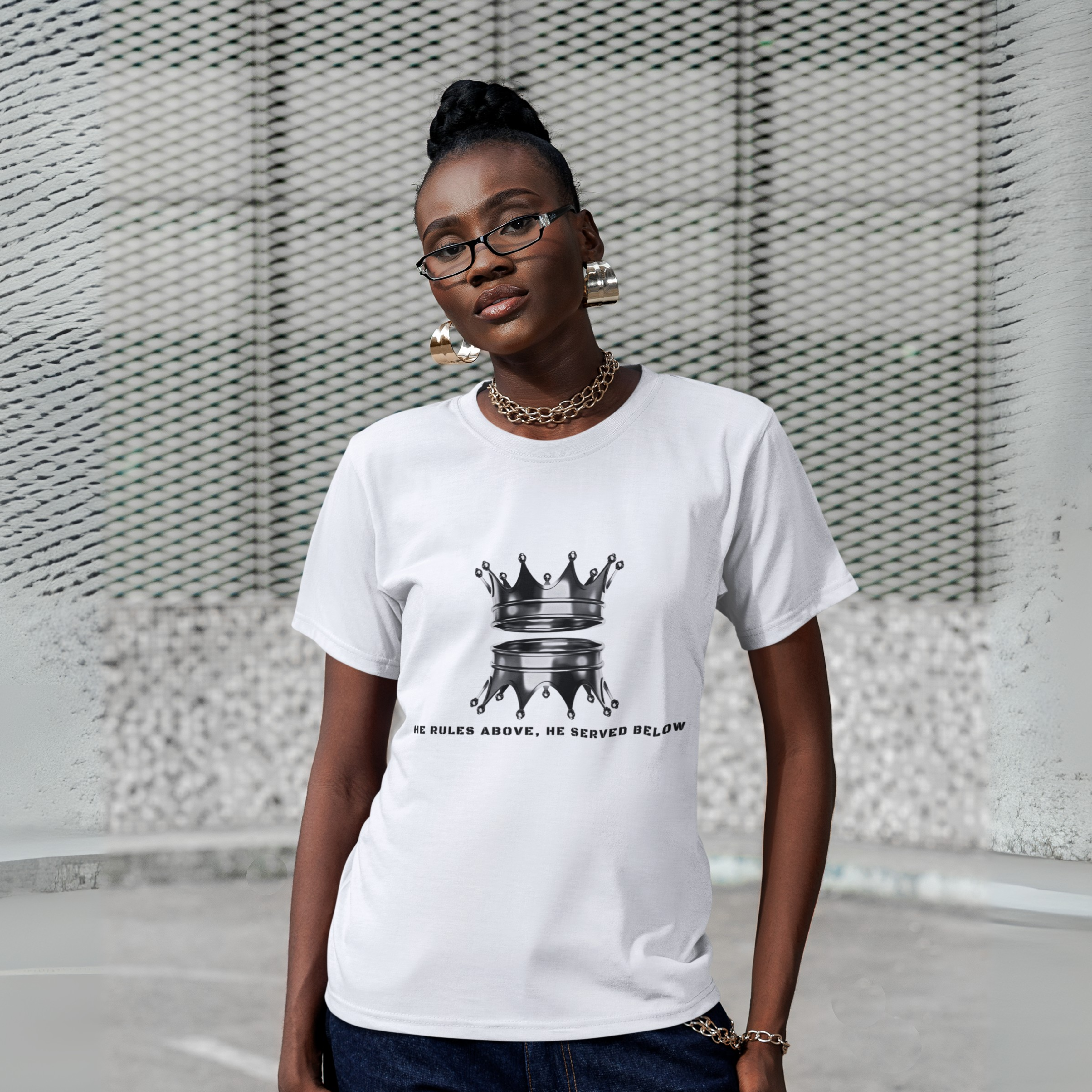 HE RULED ABOVE,HE SERVED BELOW UNISEX T-SHIRT