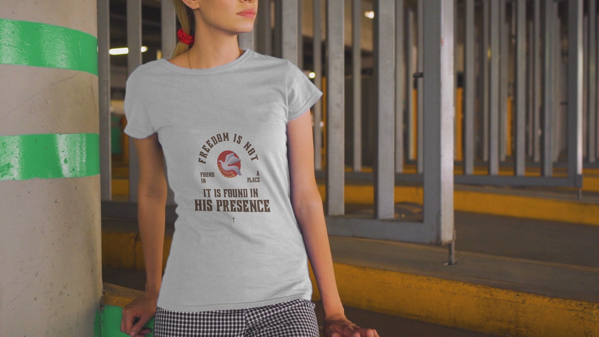 FREEDOM IS NOT FOUND IN A PLACE, IT IS FOUND IN HIS PRESENCE  UNISEX T-SHIRT
