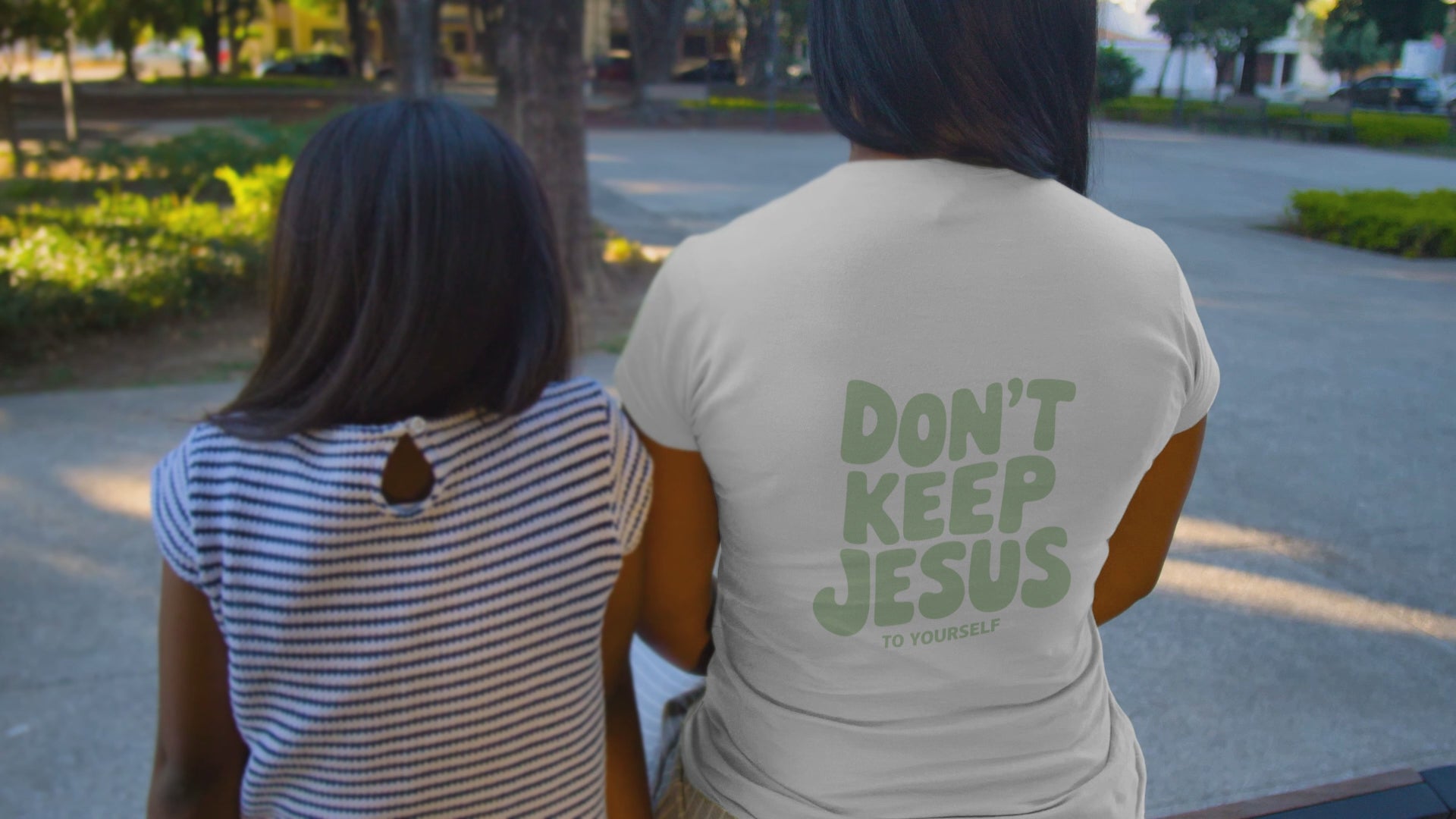 DON`T KEEP JESUS TO YOURSELF UNISEX T-SHIRT
